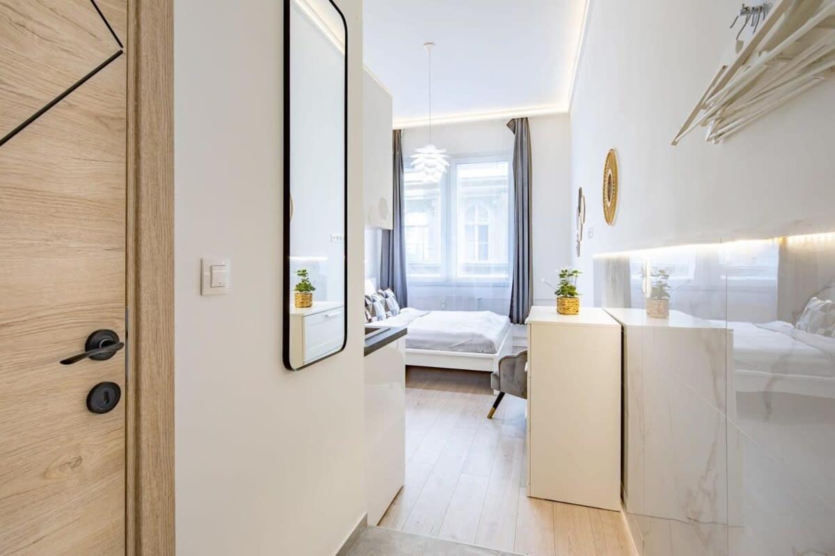 Ultra Central - New - Comfy Studio Budapeszt Zewnętrze zdjęcie